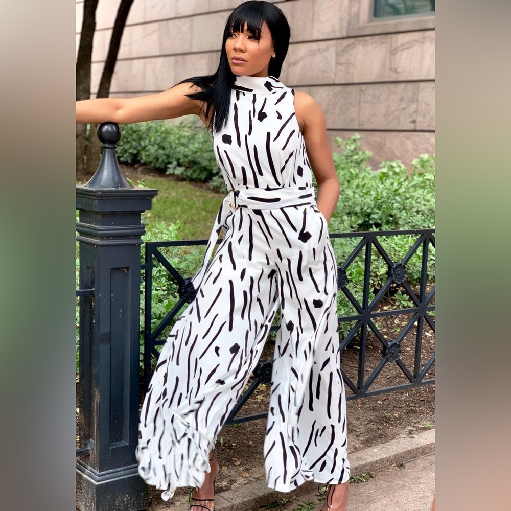 Wide Leg Black/White Jumper